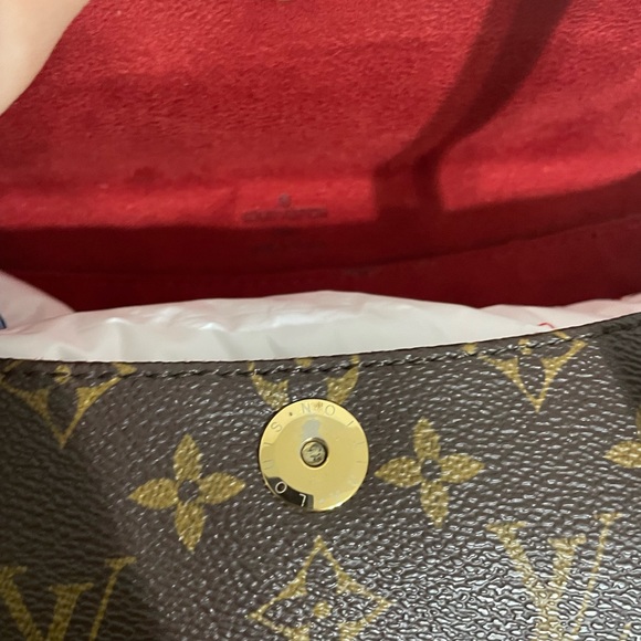 Vintage Louis Vuitton purse great condition - Picture 8 of 15